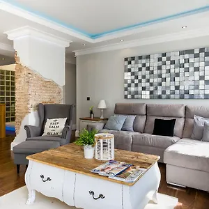 https://3-bedrooms-luxury-penthouse-with-views-in-the-best.es-andalucia.com